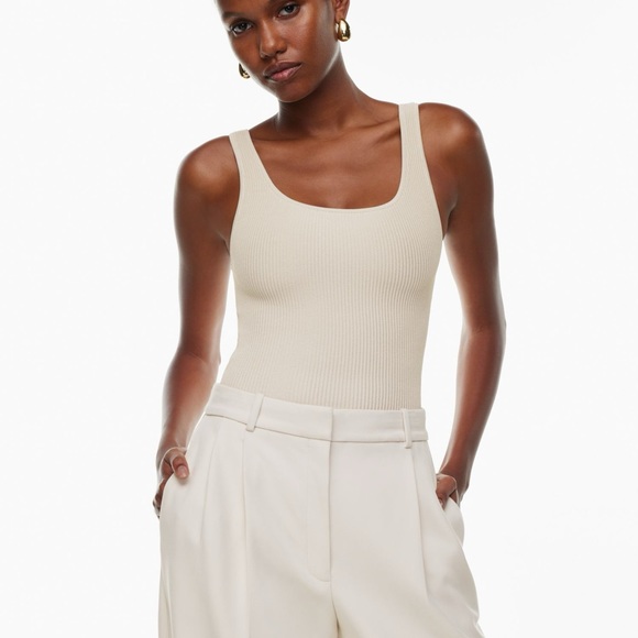 NWT Aritzia Babaton Sculpknit square neck tank - Picture 3 of 9